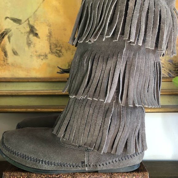 Minnetonka Calf 3-Layer Fringe Boot - Picture 2 of 5
